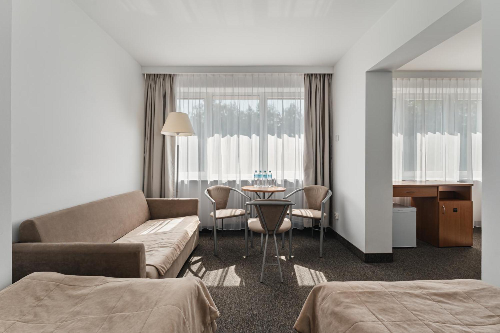 Hotel Rewita Rynia Białobrzegi Exterior foto