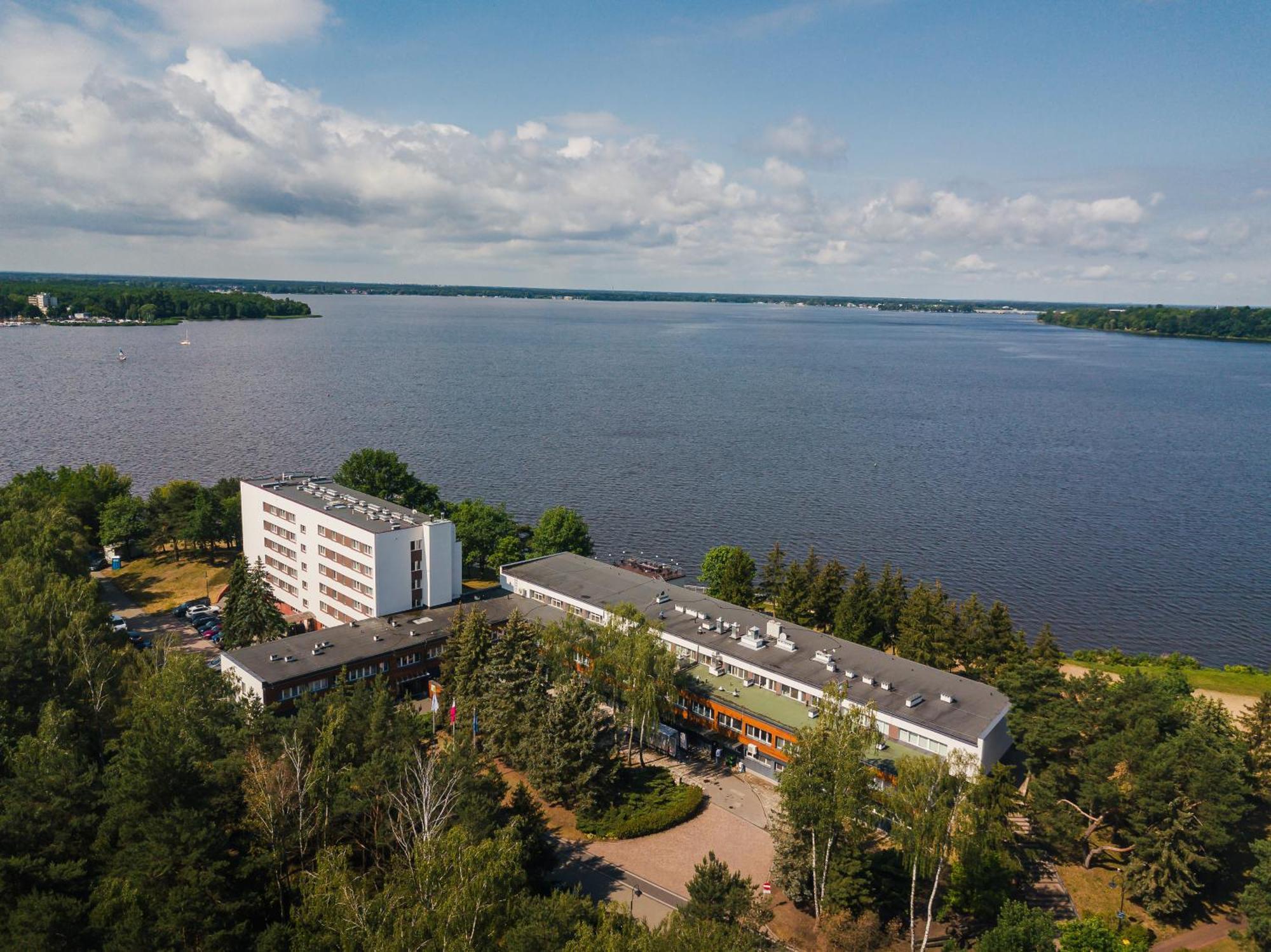 Hotel Rewita Rynia Białobrzegi Exterior foto